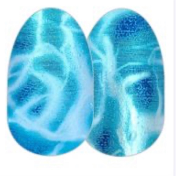 Pool Intentions (retired) - Color Street - Picture 2 of 2